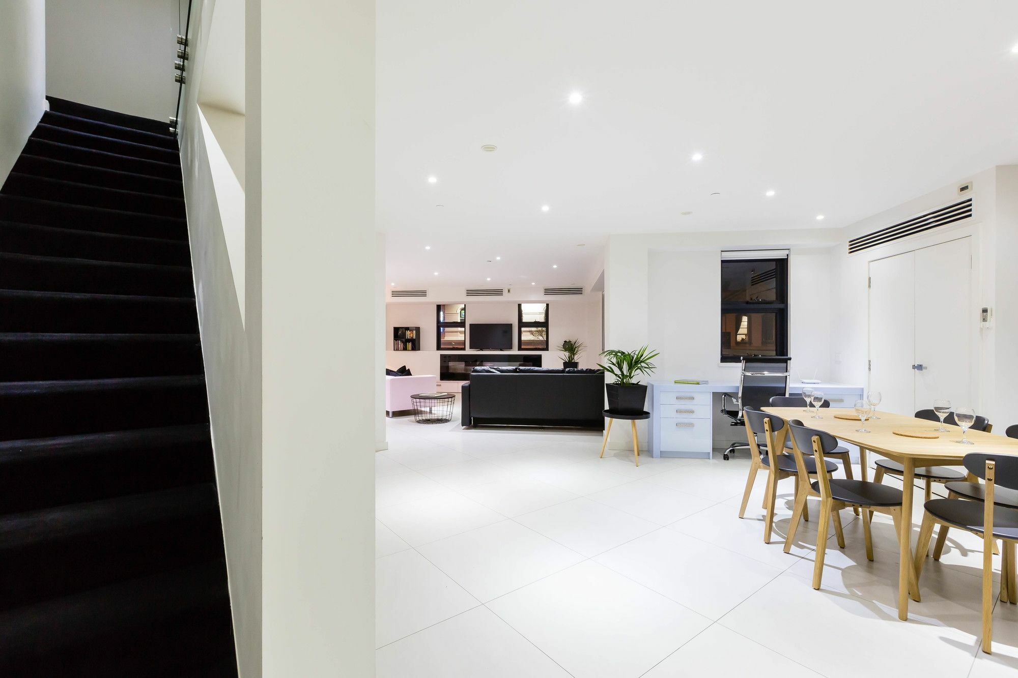 Maddison, 3Bdr Port Melbourne Apartment Luaran gambar